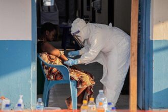WHO: lack of funding and conflict in the DR Congo hinder Ebola response | De Último Minuto English