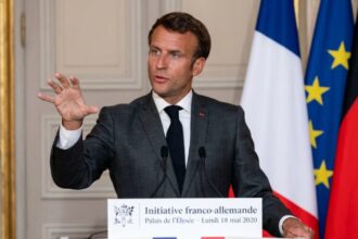 Macron's party denounces Le Pen's party for "plagiarizing" its political brand 'Renaissance' | De Último Minuto English