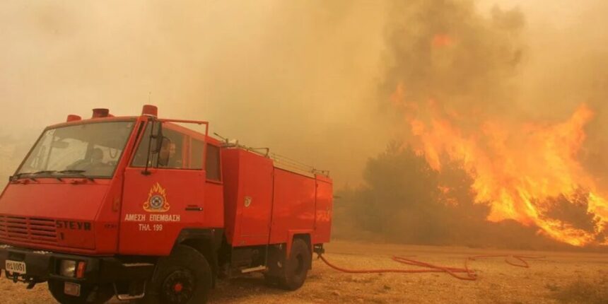 Two firefighters die in a forest fire on the Greek island of Crete | De Último Minuto English