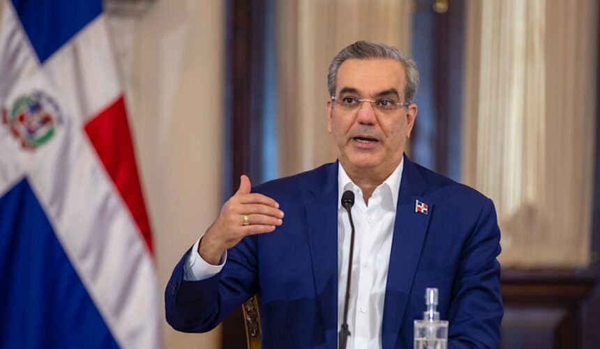 Abinader will lead the single ticket to direct the PRM until 2028 | De Último Minuto English