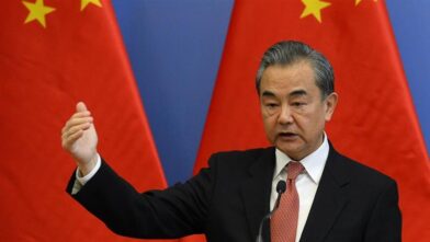 Chinese Foreign Minister calls on MEPs for a "rational" view of his country amid tensions with the EU | De Último Minuto English