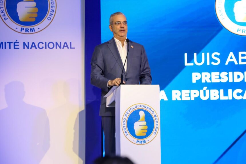 President Abinader highlights the strength of the economy and protection for the middle class | De Último Minuto English