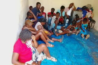 Army detains 25 undocumented Haitians in operations in Montecristi and Santiago | De Último Minuto English