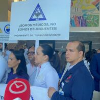 CMD in Santiago carries out a 24-hour strike and denounces medical criminalization with the new Penal Code | De Último Minuto English