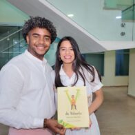 Dominican writer Esther A. Castillo presents “V for Valiant”, a tribute to those who emigrate in search of a better future | De Último Minuto English