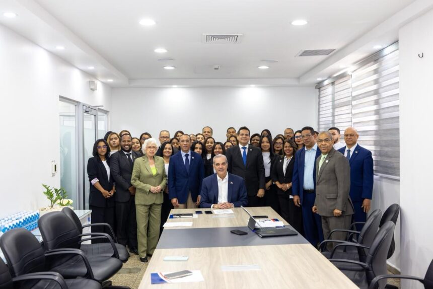Abinader announces the strengthening of the Anti-Fraud Unit | De Último Minuto English
