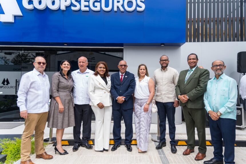 Coopseguros inaugurates new office in Santiago | De Último Minuto English
