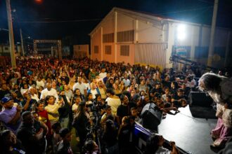 Constanza gathers thousands of people at the “Worshiping Together” Christian concert by renowned artists | De Último Minuto English