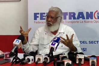 Fenatrano threatens to raise fares in Santo Domingo; proposes gas subsidy | De Último Minuto English