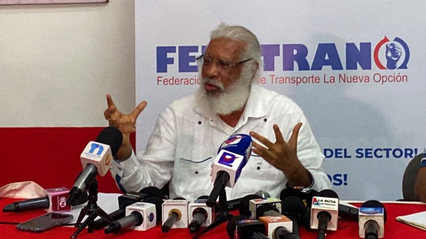 Fenatrano says it can no longer postpone the fare increase in Greater Santo Domingo | De Último Minuto English
