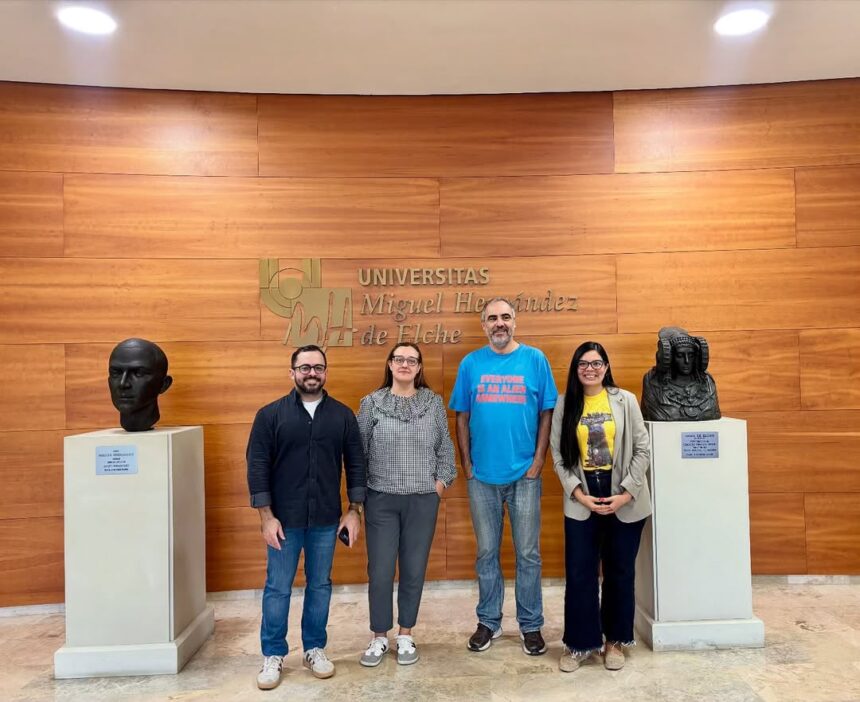 José Rafael Mata presents a study on influencers, power, and algorithms in Dominican journalism | De Último Minuto English