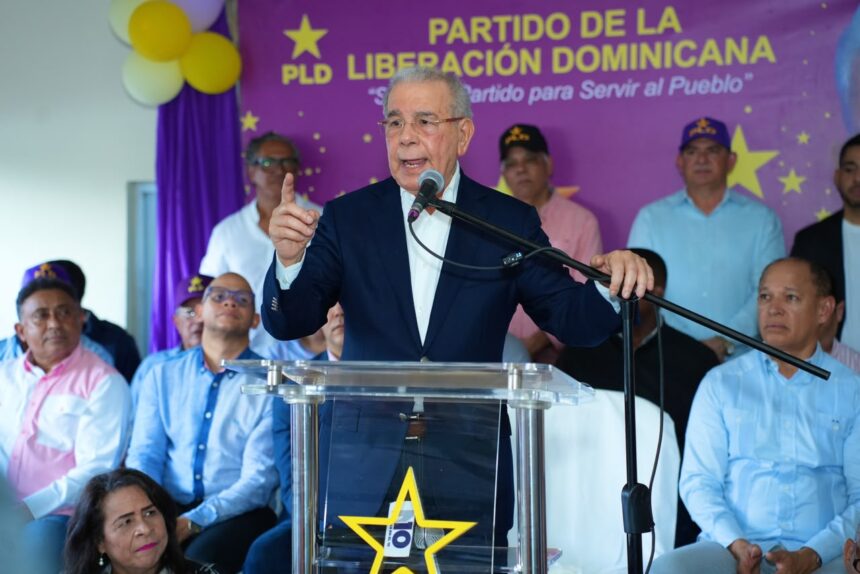 Danilo Medina states that the current Government has indebted the country "like no other" | De Último Minuto English