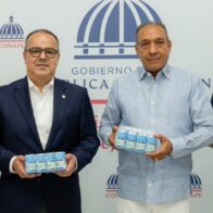 Sanar una Nación delivers food and medicine to CONAPE | De Último Minuto English