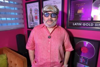 Pavel Núñez announces international tour with his son Ariel | De Último Minuto English