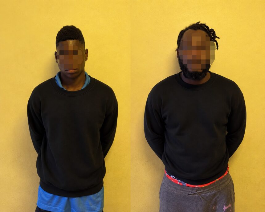 National Police recovers stolen motorcycle and arrests two men in flagrante delicto in La Vega | De Último Minuto English