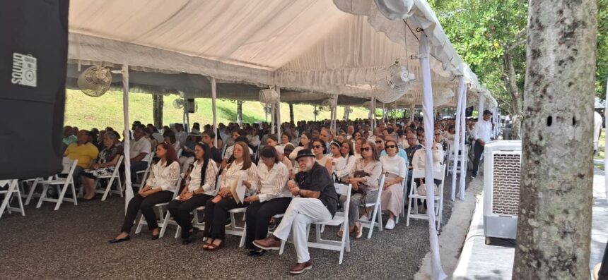 Puerta del Cielo celebrates Eucharist in honor of Father's Day | De Último Minuto English