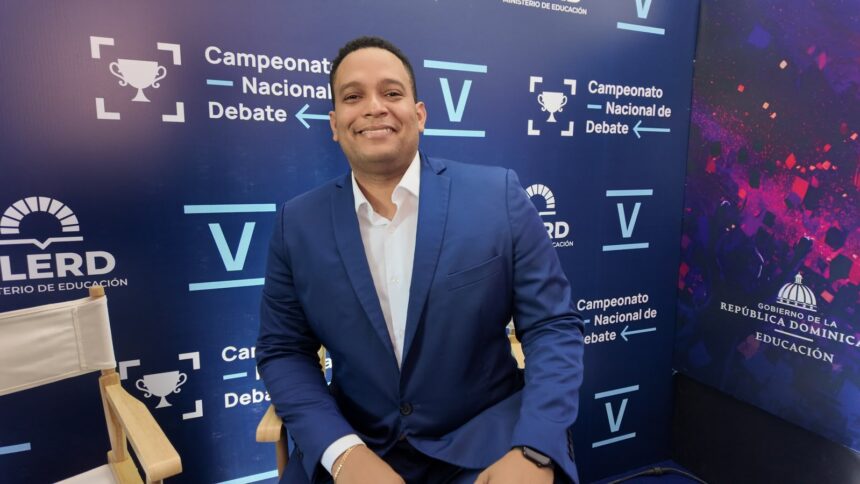 Gerand Ventura highlights that the National Debate Championship fosters critical thinking in students | De Último Minuto English