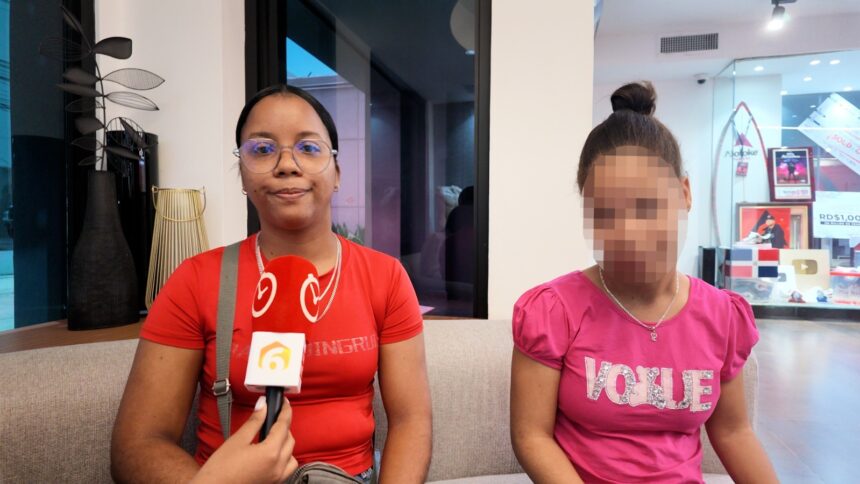 Single mother asks for help to find employment and pay for her daughter's hydrocephalus treatment | De Último Minuto English