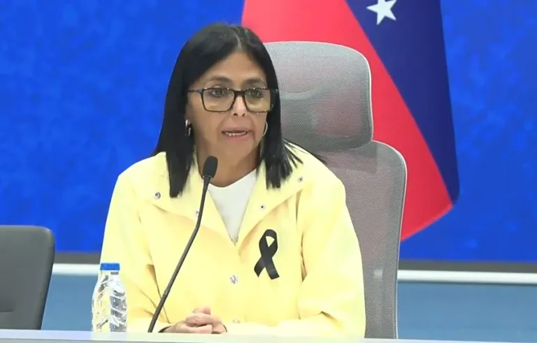 Delcy Rodríguez announces talks with the United States and the IMF to rebuild infrastructure | De Último Minuto English