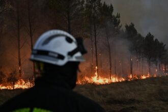 France thanks firefighters battling deadly wildfires