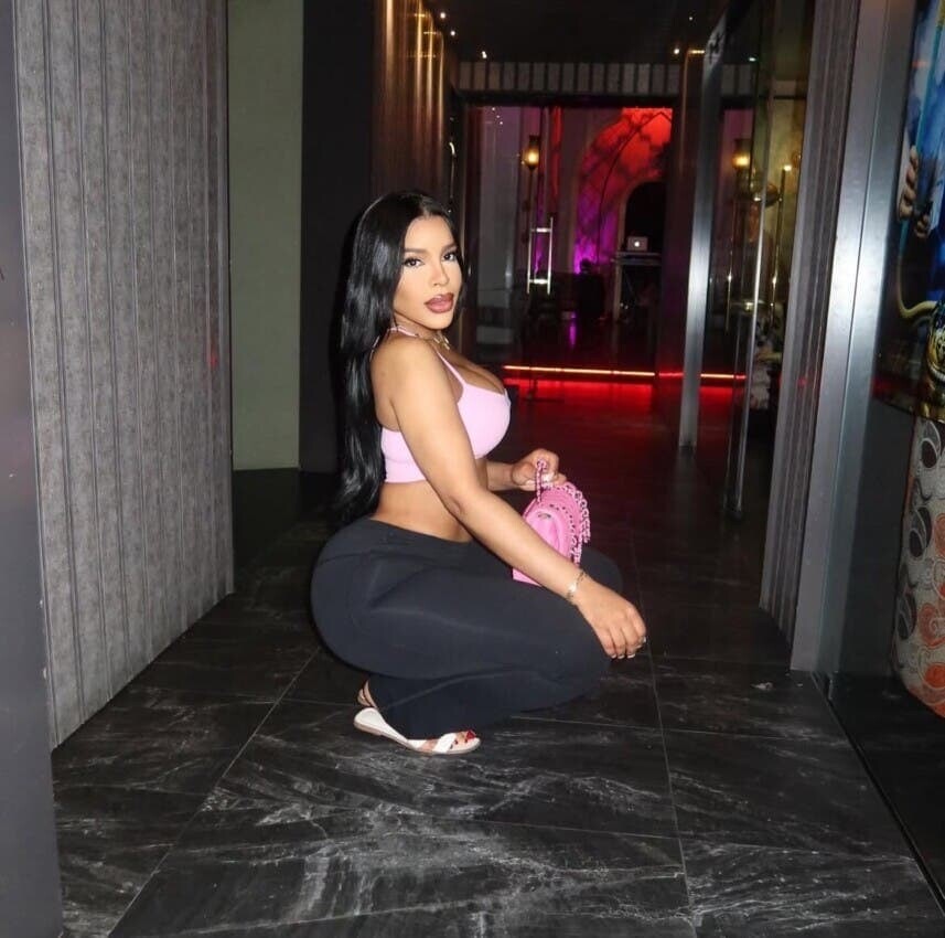 Alleged Trinitarios gang members charged in killing of influencer Ariela Mejía | De Último Minuto English