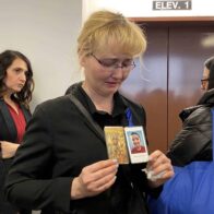 Mother of Long Island boy who froze to death awarded $5.6 million in settlement | De Último Minuto English