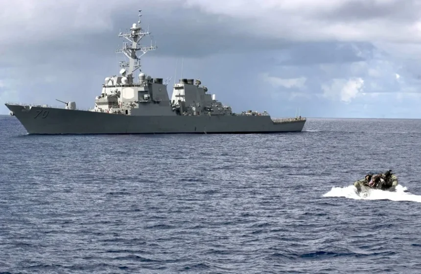 The U.S. claims to have reinforced the naval blockade on Iran despite the pause in airstrikes | De Último Minuto English