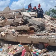 Venezuelans lead the search for missing persons in the earthquake rubble | De Último Minuto English
