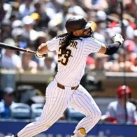 Fernando Tatis Jr. hits his sixth home run, but Padres fall to the Royals | De Último Minuto English