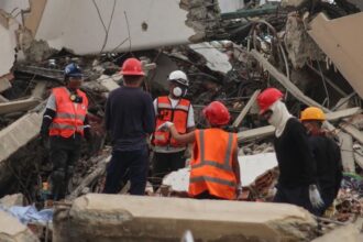 Venezuela claims there are 315 unidentified bodies following the earthquakes; avoids giving a figure for the missing | De Último Minuto English