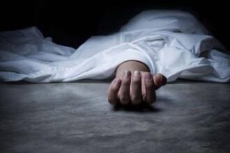 Woman wounded by gunfire dies at Abraham Lincoln shopping plaza; Police search for the attacker | De Último Minuto English