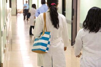 Experts assure that the new Penal Code does not prosecute doctors for their professional work | De Último Minuto English