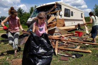 ‘Extremely dangerous’ tornado hits northeast Wisconsin