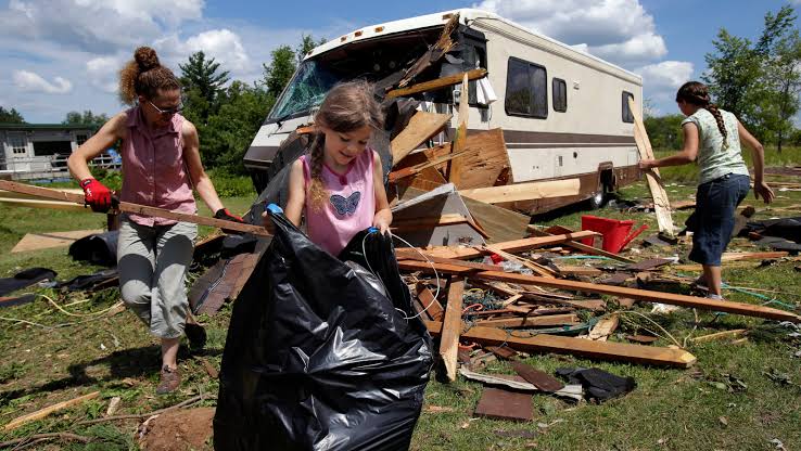 ‘Extremely dangerous’ tornado hits northeast Wisconsin