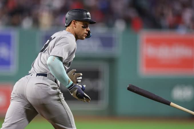 Aaron Judge will undergo further testing and the Yankees expect his return in August | De Último Minuto English