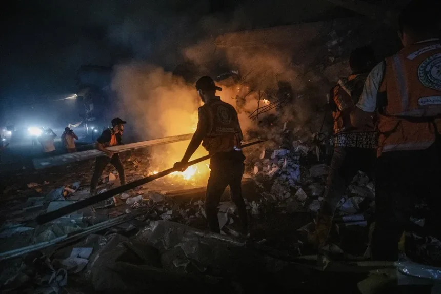 An Israeli airstrike kills two members of internal security in central Gaza | De Último Minuto English
