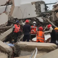 Relatives of Venezuelans under the rubble report obstacles in search efforts | De Último Minuto English