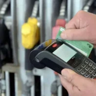 Fuel stations continue to accept card payments while awaiting dialogue | De Último Minuto English