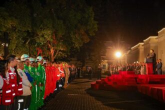Bukele honors 452 Salvadorans for humanitarian mission in Venezuela