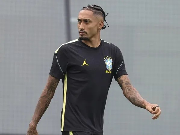 Raphinha returns to training with Brazil, but remains in doubt to face Norway | De Último Minuto English