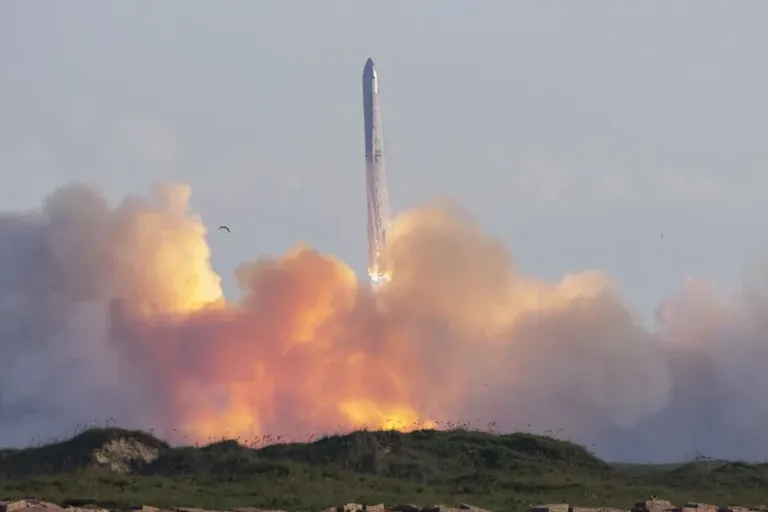 SpaceX delays the thirteenth Starship launch due to bad weather | De Último Minuto English