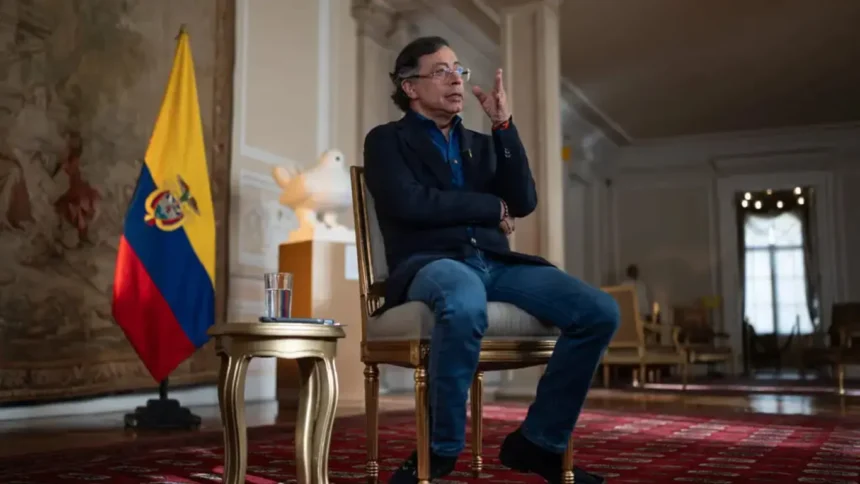 Petro unveils his portrait in the gallery of former presidents of Colombia days before leaving office | De Último Minuto English