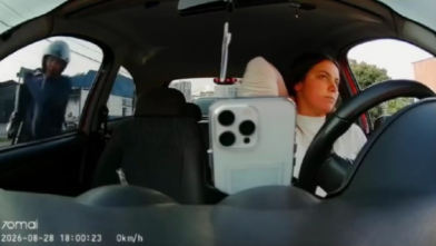 Content creator robbed in traffic, then money is transferred from her bank account