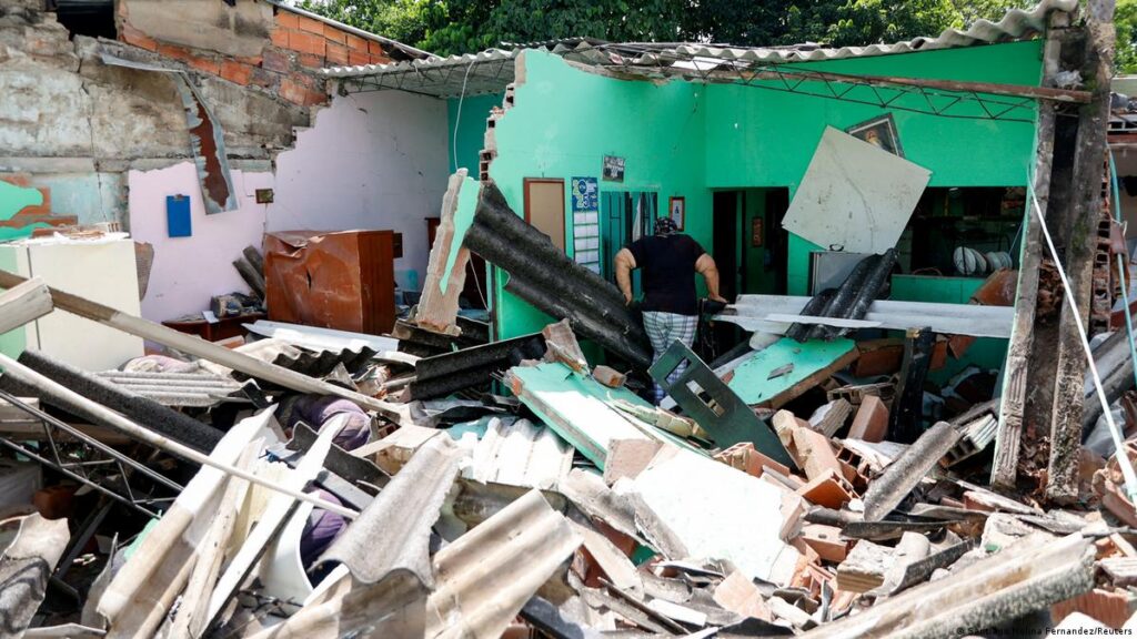 Death toll rises to 24 with dozens injured following the earthquake in Colombia | De Último Minuto English