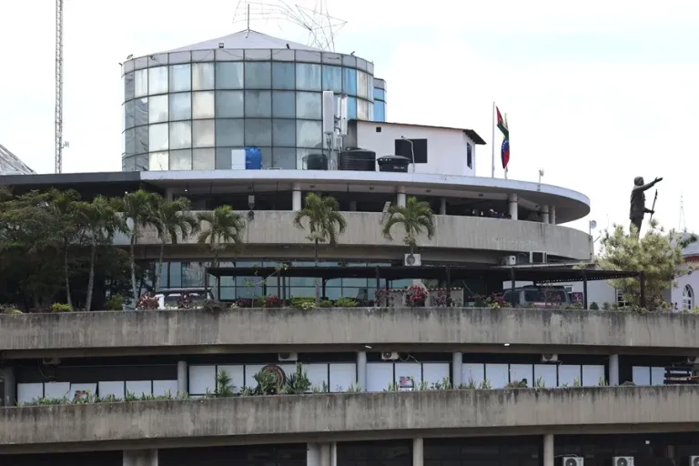 At least six female political prisoners released in Venezuela, two days after the dialogue | De Último Minuto English