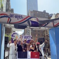 Arajet surpasses 100,000 passengers between New York and DR in 2026 and celebrates it at the Dominican Parade in Manhattan | De Último Minuto English