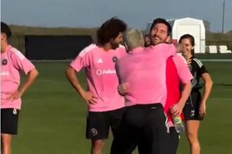 Messi accepts De Paul’s challenge and stuns teammates with incredible trick shot