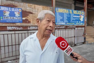 Citizens share their opinions on the U.S. pilot program that considers bail for some residency applicants | De Último Minuto English