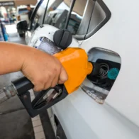RD$3.00 increase for gasoline and regular diesel; others frozen | De Último Minuto English