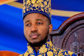 King of Tooro, who was the world's youngest monarch, dies at 34 | De Último Minuto English